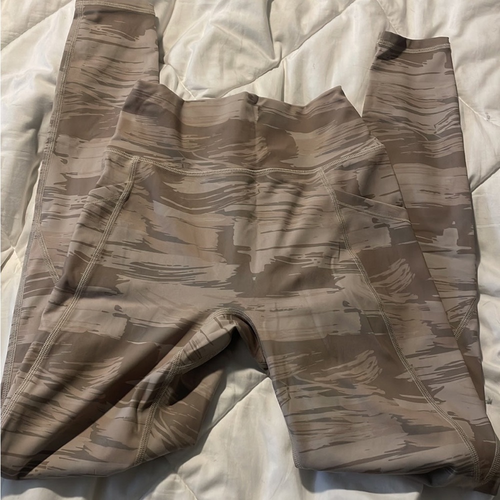 Alphalete Pocket Leggings